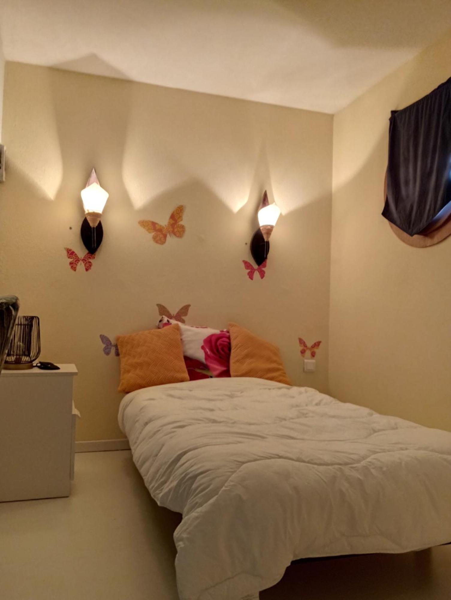 Appartement Chasseneuil Futuroscope Bagian luar foto